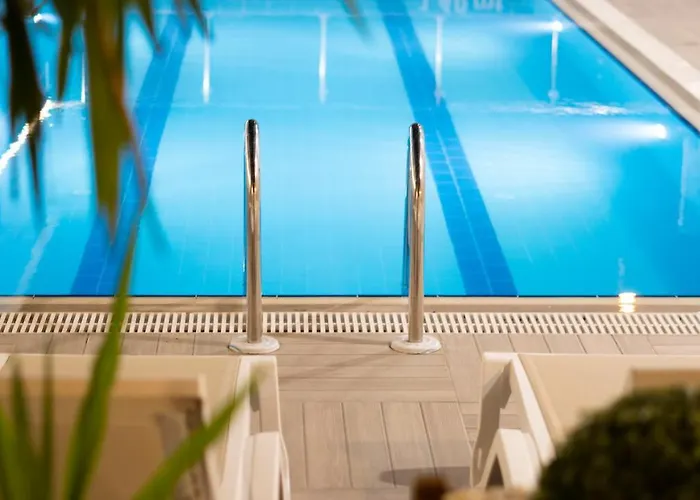 OPERA SUITES Apart Hotel
